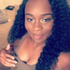 Meet your Posher, Devin